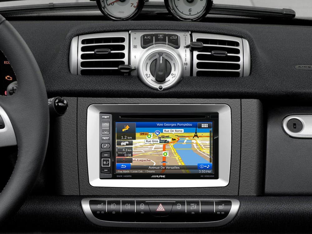 Navigacijska enota Alpine INE-W990HDMI