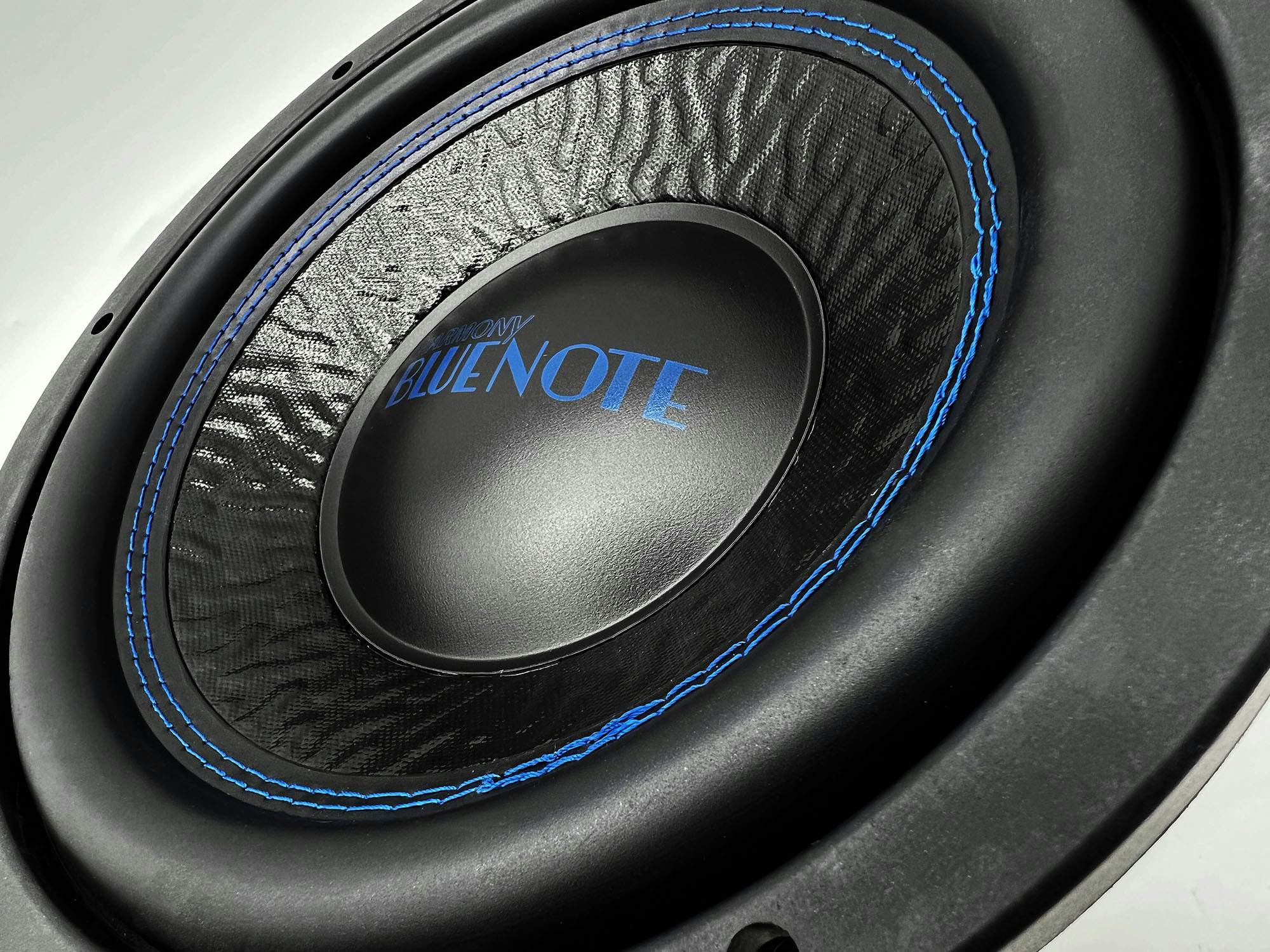 Nizkotonec ESB HB 1.10S4