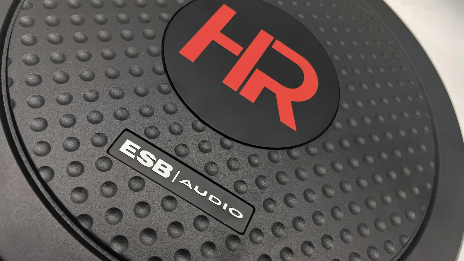 Aktivni nizkotonec za rezervno kolo ESB HR 11 SW